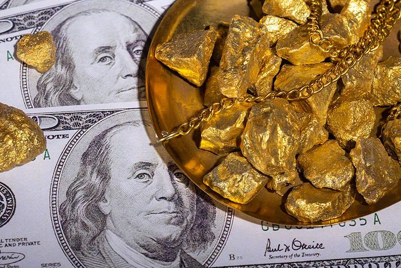 金价狂飙破纪录，全球央行在下一盘什么棋？_金价狂飙破纪录，全球央行在下一盘什么棋？_
