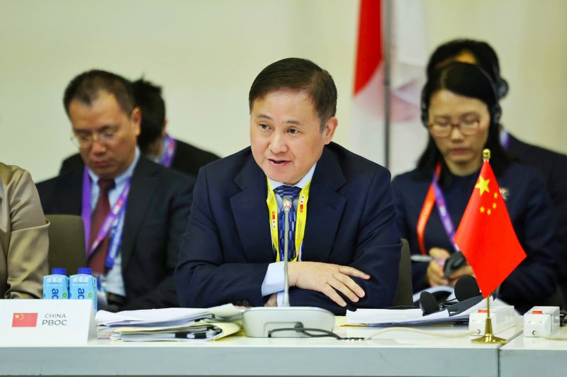 _中国人民银行行长潘功胜出席并主持东盟与中日韩财长和央行行长会_中国人民银行行长潘功胜出席并主持东盟与中日韩财长和央行行长会