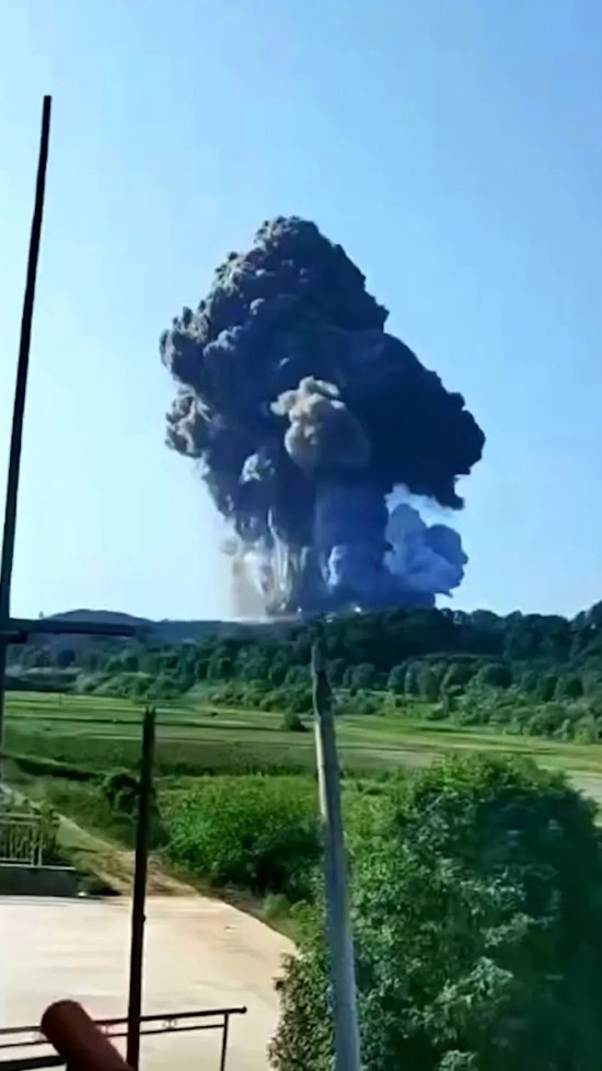 工厂爆炸后员工怎么办__厂里爆炸工人死亡咋赔偿
