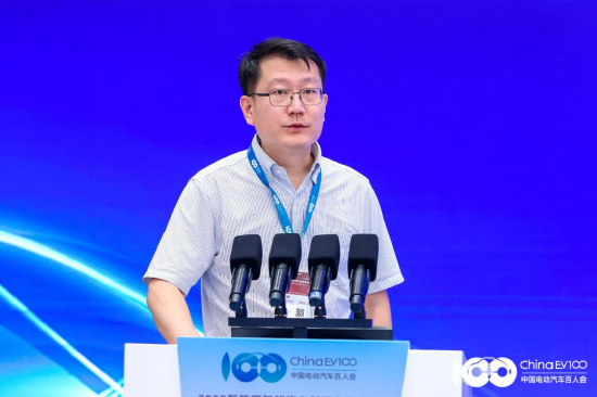 解码产业升级与生态重构，2025新能源智能汽车新质发展论坛成功召开！_解码产业升级与生态重构，2025新能源智能汽车新质发展论坛成功召开！_