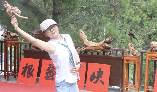 根魂铸山野 · 非遗荡苏马：在杨正龙客栈共赴一场跨越千年的文化对话__根魂铸山野 · 非遗荡苏马：在杨正龙客栈共赴一场跨越千年的文化对话