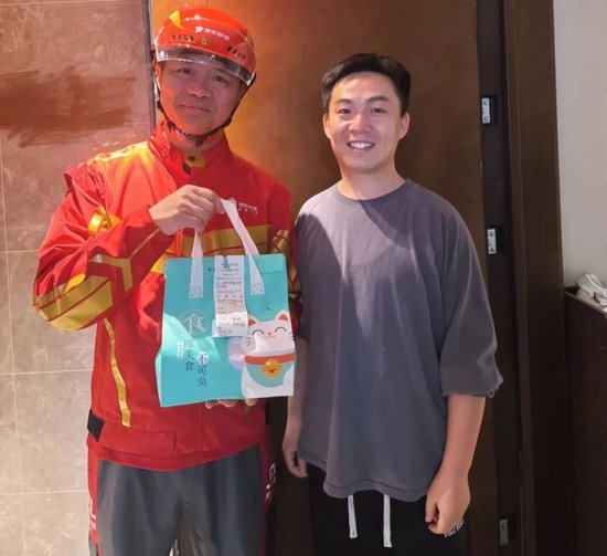 刘强东退居二线怎么掌控京东__刘强东回来了京东就回来了