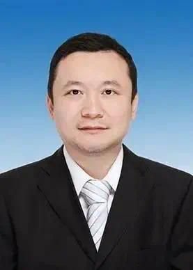 北大副校长任羽中投案，曾是四川省文科状元