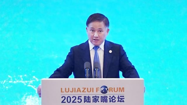 中国人民银行行长潘功胜