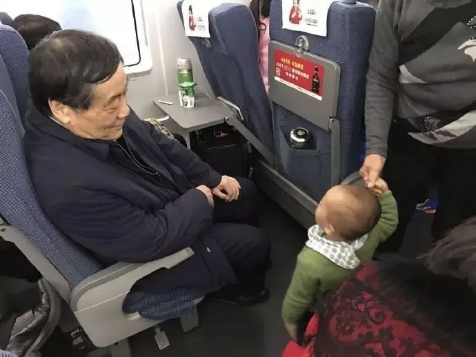 吴晓波：宗先生的布鞋破了_吴晓波：宗先生的布鞋破了_