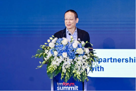 图：高念书致辞