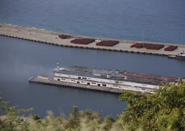 _韩国民众集会抗议_韩国民众剃发抗议