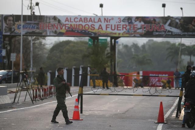 韩国民众剃发抗议__韩国民众集会抗议