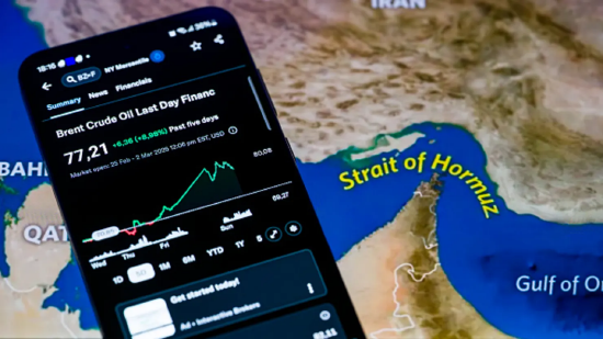 美国封锁霍尔木兹海峡之际，印度购买俄油豁免期恰好到期